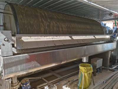 Жидкостный фильтр отходов