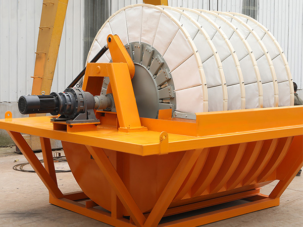 Ротационный фильтр вакуумного диска